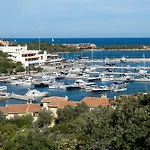 Lussuosa Con Piscina Opera Dell'arch.couelle Porto Cervo