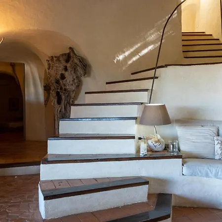 Lussuosa Con Piscina Opera Dell'arch.couelle Порто-Черво