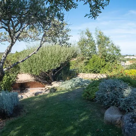 Вілла Lussuosa Con Piscina Opera Dell'arch.couelle *