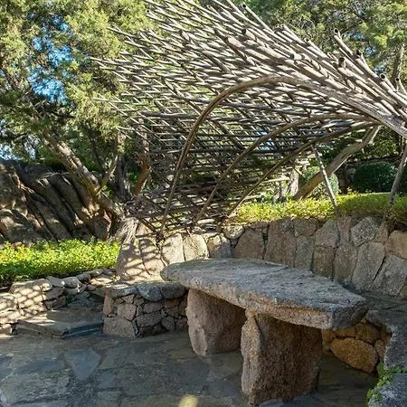 Вілла Lussuosa Con Piscina Opera Dell'arch.couelle *