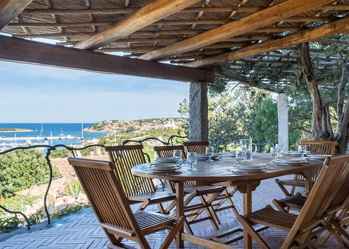 Lussuosa Con Piscina Opera Dell'arch.couelle