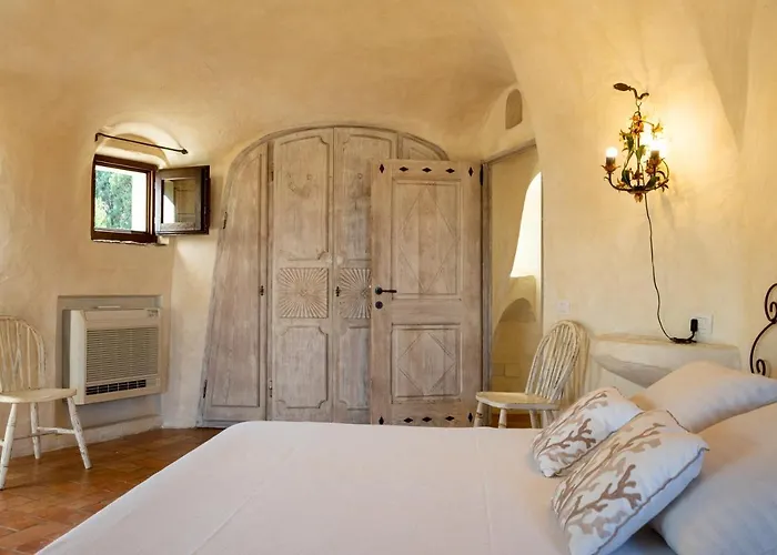 ヴィラ Lussuosa Con Piscina Opera Dell'arch.couelle ポルト・チェルボ