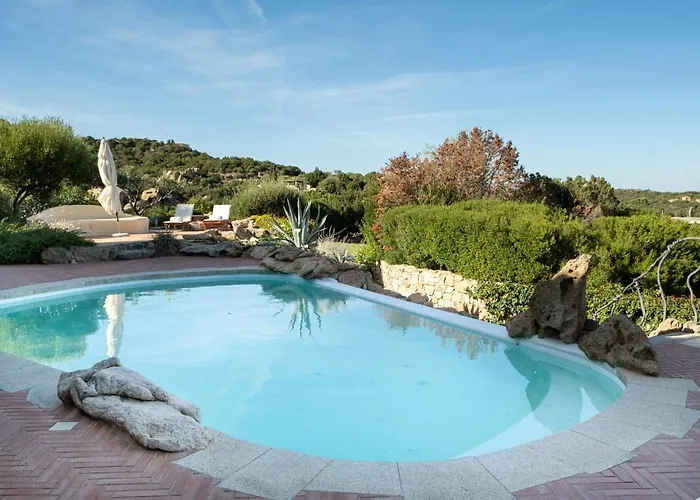 ヴィラ Lussuosa Con Piscina Opera Dell'arch.couelle