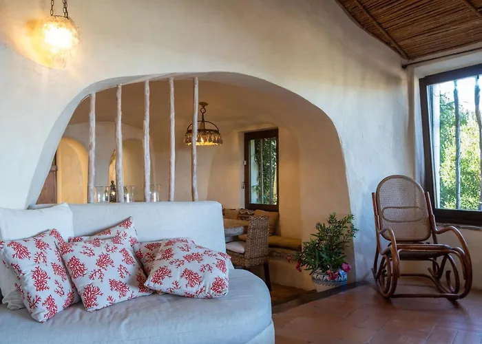 ヴィラ Lussuosa Con Piscina Opera Dell'arch.couelle