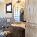 Lussuosa Con Piscina Opera Dell'arch.couelle Porto Cervo