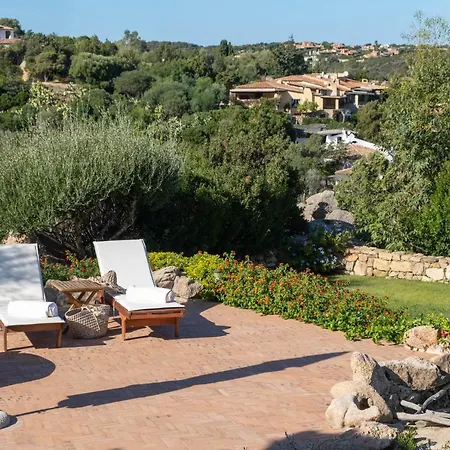 Lussuosa Con Piscina Opera Dell'arch.couelle