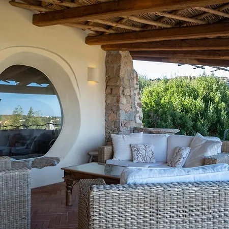 Lussuosa Con Piscina Opera Dell'arch.couelle * ポルト・チェルボ