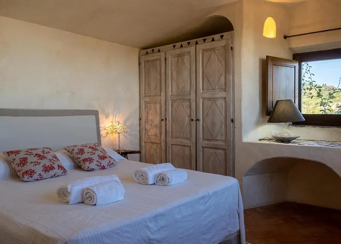 Villa Lussuosa Con Piscina Opera Dell'arch.couelle *