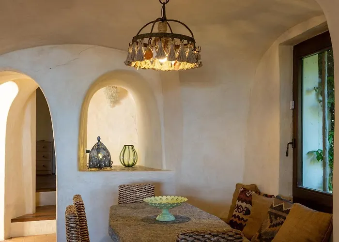 Lussuosa Con Piscina Opera Dell'arch.couelle