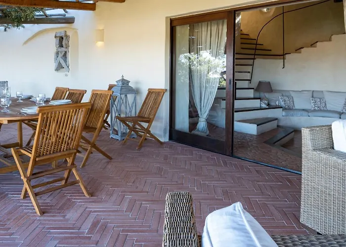 Lussuosa Con Piscina Opera Dell'arch.couelle Villa Porto Cervo