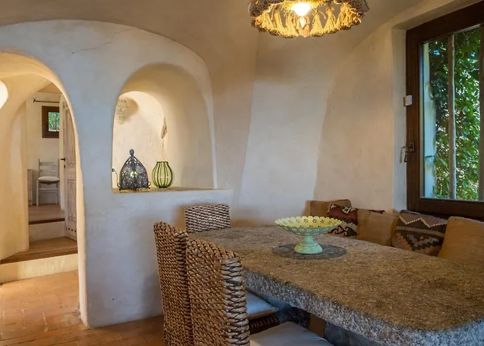 Lussuosa Con Piscina Opera Dell'arch.couelle