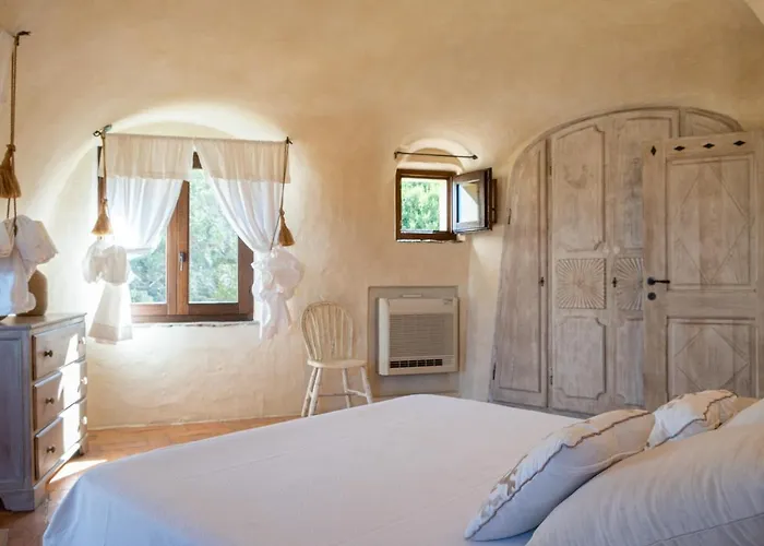 Lussuosa Con Piscina Opera Dell'arch.couelle Villa Porto Cervo