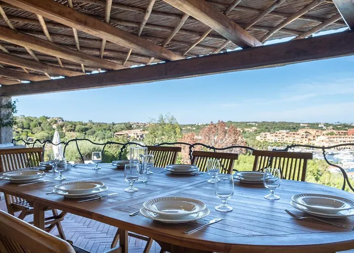 Lussuosa Con Piscina Opera Dell'arch.couelle *